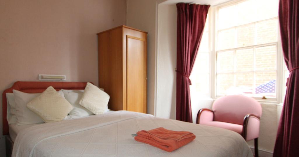 Bourneville Hotel 韦茅斯 客房 照片