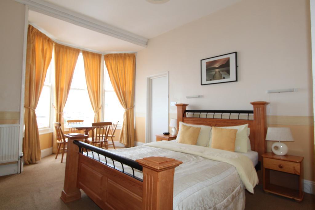 Bourneville Hotel 韦茅斯 客房 照片
